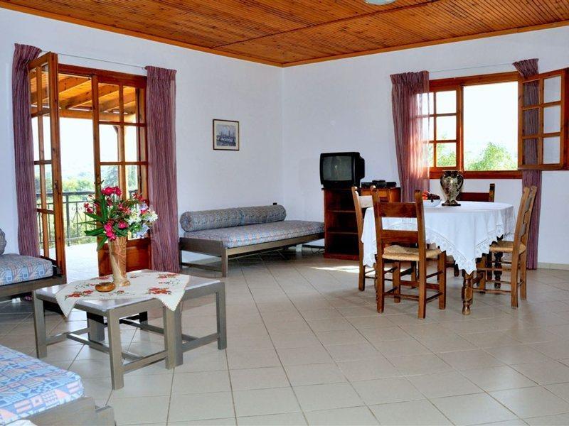 Lefkothea Villas With Large Pool, Bbq & Playground Adelianos Kampos Dış mekan fotoğraf